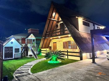 house em Rua Acioli Nunes dos Santos, Centro - Palhoça - SC