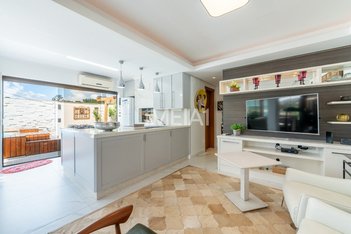 apartment em Rua José Scutari, Passo da Areia - Porto Alegre - RS