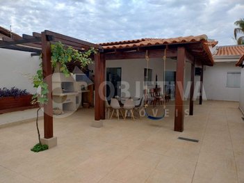 house em Rua Aruá, Jardim Karaíba - Uberlândia - MG