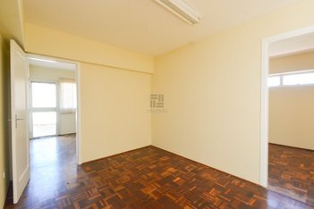 office em Gonçalves Chaves, Centro - Pelotas - RS