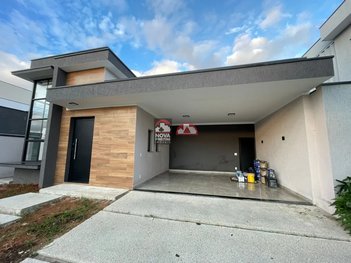 house em Avenida das Palmeiras, Bairro do Grama - Caçapava - SP