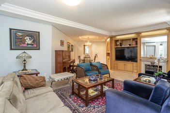 apartment em Rua Farnese, Boa Vista - Porto Alegre - RS