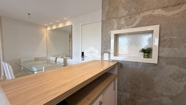 apartment em Rua Buenos Aires, Jardim Botânico - Porto Alegre - RS