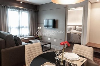 apartment em Rua Mostardeiro, Rio Branco - Porto Alegre - RS