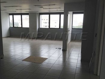 office em Adolfo Pinheiro, Santo Amaro - São Paulo - SP