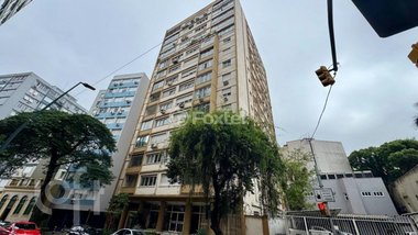 apartment em Rua Duque de Caxias, Centro Histórico - Porto Alegre - RS