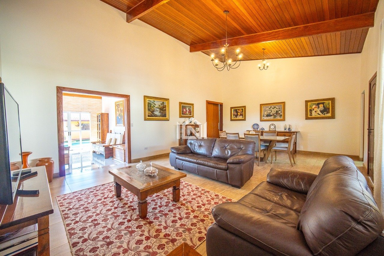 casa a venda no condominio haras bela vista - sala de tv