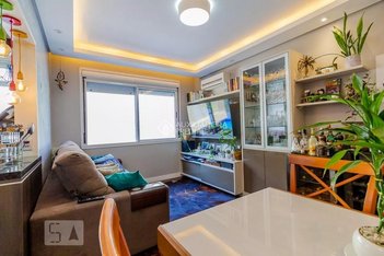 apartment em Rua Barão de Teffe, Menino Deus - Porto Alegre - RS