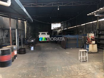 industrial em Rua Rocha Lagoa, Cachoeirinha - Belo Horizonte - MG