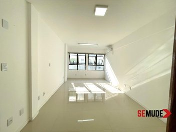 office em Lauro Linhares, Trindade - Florianópolis - SC