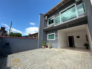 house em Rua Eugênio Belinski, Boehmerwald - Joinville - SC