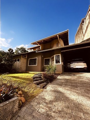house em Rua Pedro Lessa, Boa Vista - Joinville - SC
