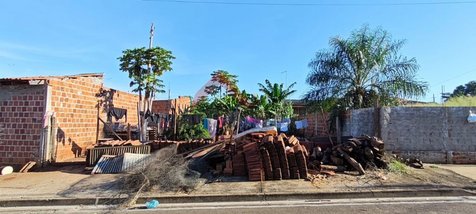 land_lot em Rua Ricardo Spazzapan (Rua Trinta e Quatro), Conjunto Habitacional Álvaro Gasparelli I - Andradina - SP