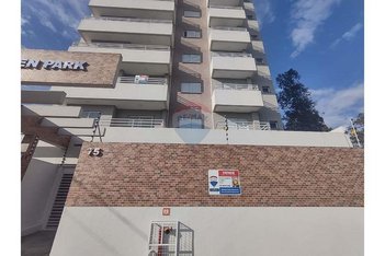 apartment em Rua Antônio Dias Lopes, Jardim Rosália Alcolea - Sorocaba - SP