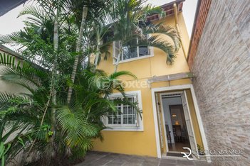 house em Rua Guilherme Alves, Partenon - Porto Alegre - RS