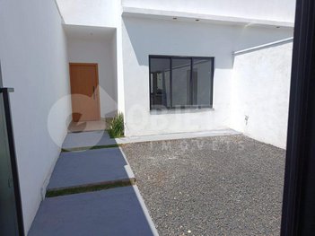 house em Rua Santa Albertina, Laranjeiras - Uberlândia - MG