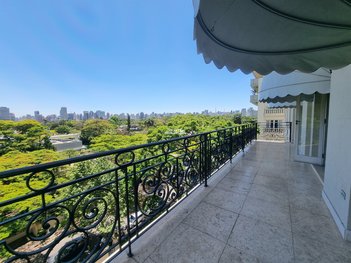 apartment em Rua Escócia, Jardim Europa - São Paulo - SP