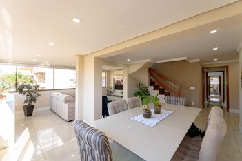 apartment em Rua Dona Adda Mascarenhas de Moraes, Jardim Itu - Porto Alegre - RS
