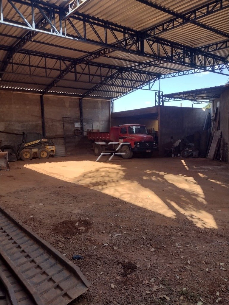 Barracão - Vista III