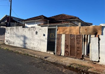 house em Rua Darcílio Pinheiro Machado, Vila Carmelo - Botucatu - SP