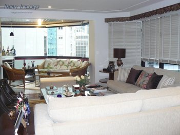 apartment em Rua Jesuíno Arruda, Itaim Bibi - São Paulo - SP