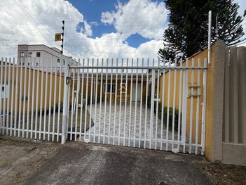 house em Rua Juiz Danilo Bertolin Précoma, Cidade Jardim - São José dos Pinhais - PR