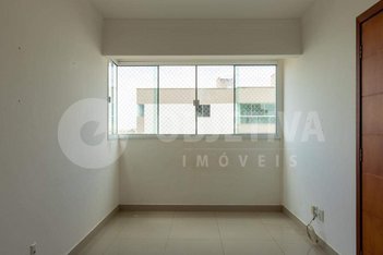 apartment em Rua Francisco Antônio de Oliveira, Santa Mônica - Uberlândia - MG