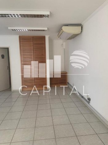 commercial_property em Calçada dos Cravos, Condomínio Centro Comercial Alphaville - Barueri - SP