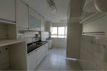 apartment em Avenida Chibarás, Moema - São Paulo - SP
