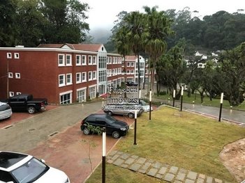 office em Rua Professor Stroeller, Quarteirão Brasileiro - Petrópolis - RJ