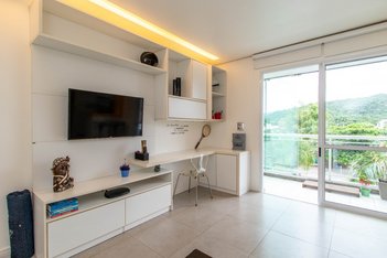 apartment em dos Chernes, Jurerê - Florianópolis - SC