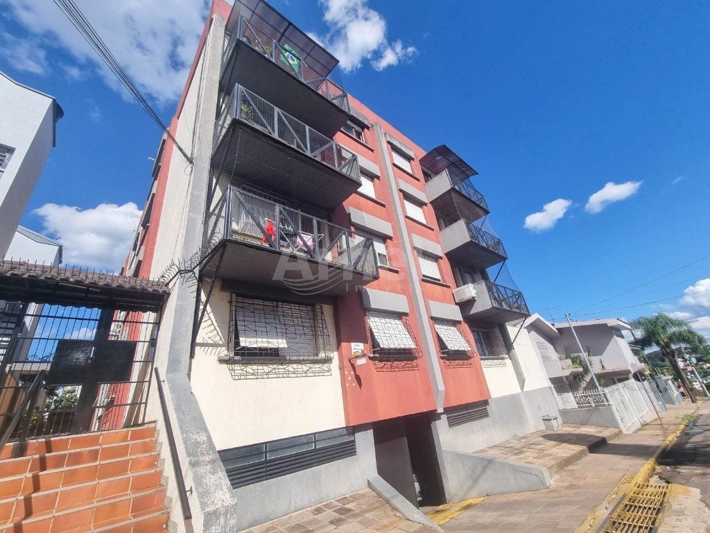 01 FACHADA