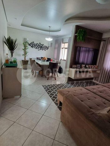 apartment em Rua Manoel Camargos da Cruz, Santa Mônica - Uberlândia - MG