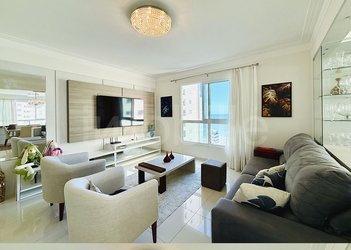 apartment em Rua 236, Meia Praia - Itapema - SC