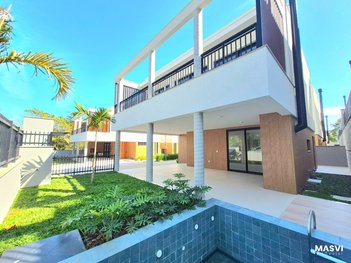 house em Estrada Haroldo Soares Glavan, Cacupé - Florianópolis - SC