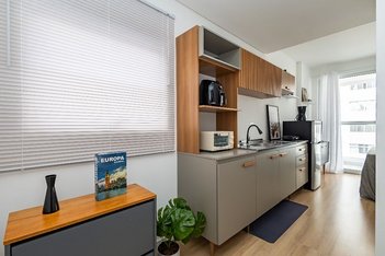 apartment em Rua André de Barros, Centro - Curitiba - PR