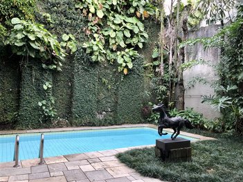 house em Rua Capitão Garcindo, Pacaembu - São Paulo - SP