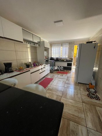 house em Rua dos Caquizeiros, Núcleo Residencial Presidente Geisel - Bauru - SP