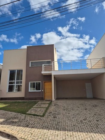 house em Rua Carlos Manarini, Centro - Valinhos - SP