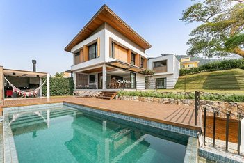 house em Rodovia Dr Antonio Luiz Moura Gonzaga, Rio Tavares - Florianópolis - SC