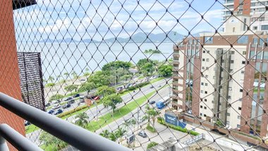 apartment em Avenida Governador Irineu Bomhausen, Agronômica - Florianópolis - SC