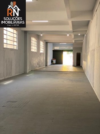 industrial em Rua Luiz de Camões, Vila Mathias - Santos - SP