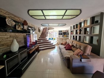 house em Rua Quatro, Itaipu - Niterói - RJ