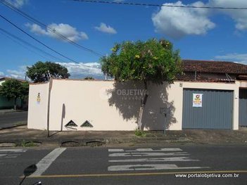 house em Rua José Lélis França, Santa Mônica - Uberlândia - MG