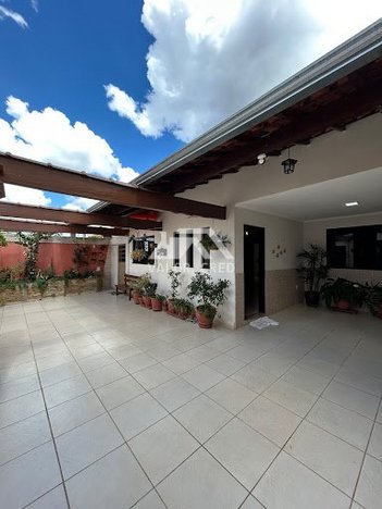 house em Rua Rodolfo Augusto da Silva, Jardim Corcetti I - Varginha - MG