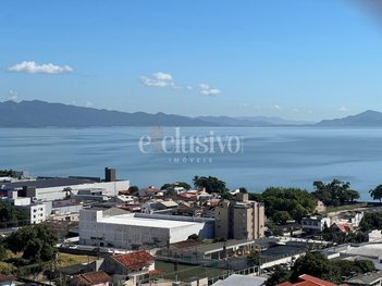 apartment em Rua Orlando Odilio Koerich, Jardim Atlântico - Florianópolis - SC