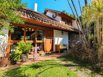 house em Rua Dea Coufal, Ipanema - Porto Alegre - RS