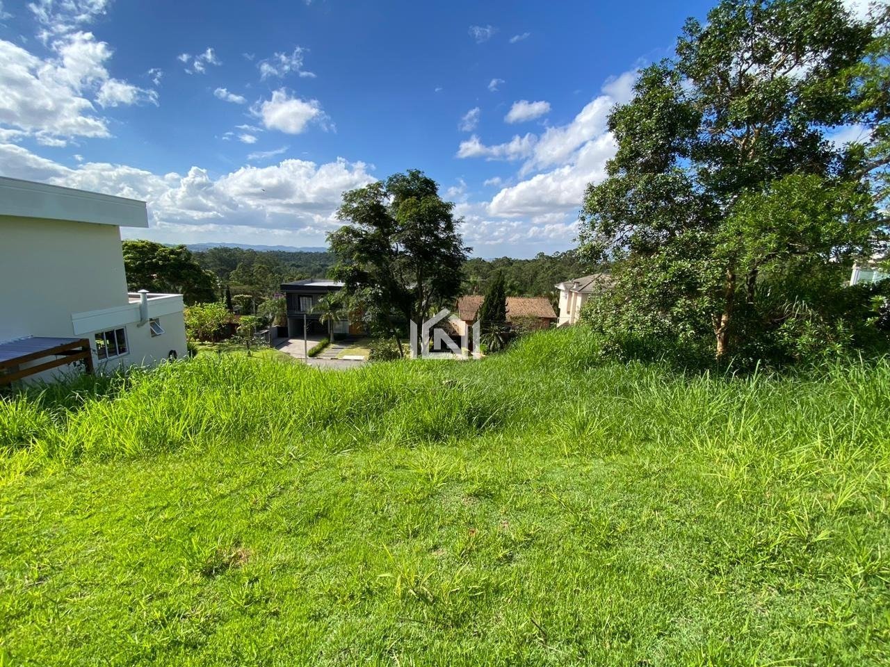 terreno a venda no condominio parque das artes