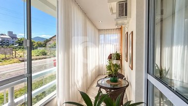 apartment em Rua Waldemar de Mello Dias, Pântano do Sul - Florianópolis - SC