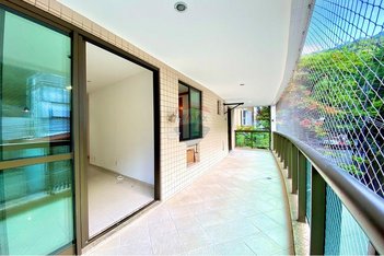 apartment em Rua Belisário Távora, Laranjeiras - Rio de Janeiro - RJ